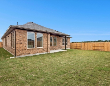 161 Smithsonian Ln - Photo Thumbnail 24