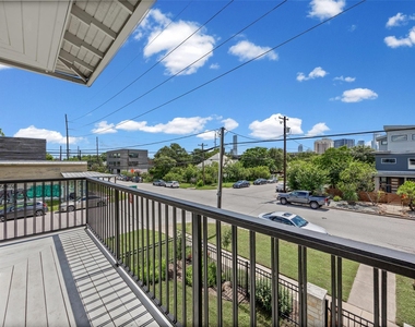 1301 San Bernard St - Photo Thumbnail 25
