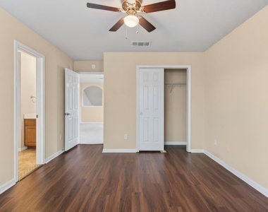 4489 Western Lake Dr - Photo Thumbnail 21