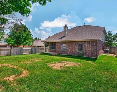 4489 Western Lake Dr - Photo Thumbnail 30