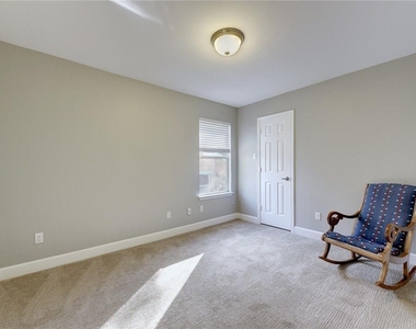 1700 Perez St - Photo Thumbnail 20