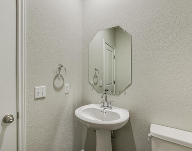 212 Prairie Song Ln - Photo Thumbnail 16