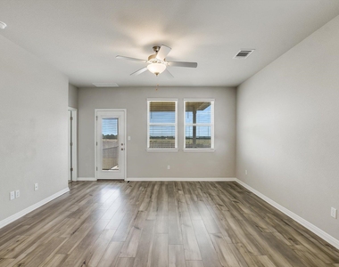 212 Prairie Song Ln - Photo Thumbnail 3