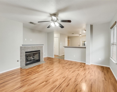 14313 Lemongrass Ln - Photo Thumbnail 7