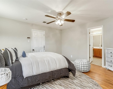 14313 Lemongrass Ln - Photo Thumbnail 12