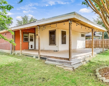 14313 Lemongrass Ln - Photo Thumbnail 3