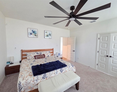124 Mission Oaks Dr - Photo Thumbnail 16