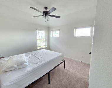 124 Mission Oaks Dr - Photo Thumbnail 23