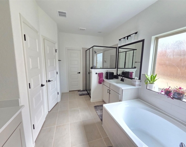 124 Mission Oaks Dr - Photo Thumbnail 17