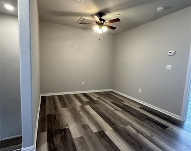 1701 S Bell Blvd - Photo Thumbnail 19