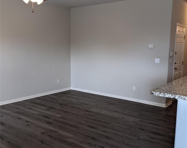 1701 S Bell Blvd - Photo Thumbnail 5
