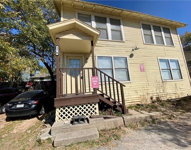 407 E 30th St - Photo Thumbnail 24