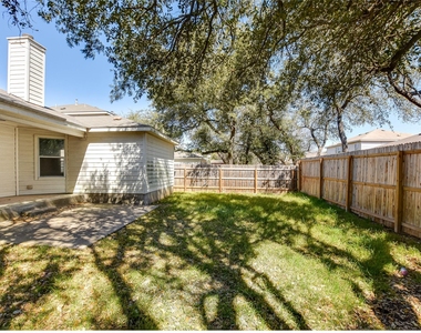 2300 Amy Lynn Ln - Photo Thumbnail 25