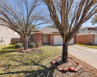 2300 Amy Lynn Ln - Photo Thumbnail 24