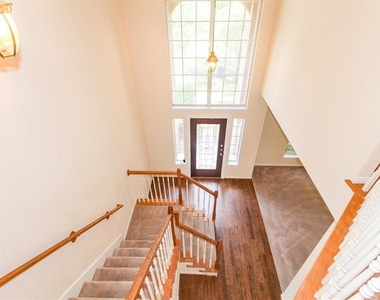 5921 Back Bay Ln - Photo Thumbnail 21