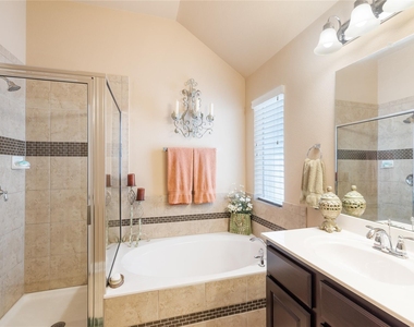 6608 Antigo Ln - Photo Thumbnail 21