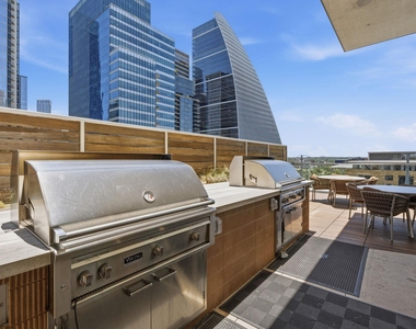 301 West Ave - Photo Thumbnail 32
