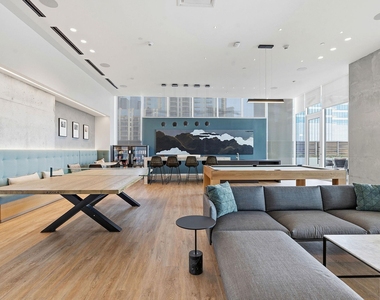 301 West Ave - Photo Thumbnail 20