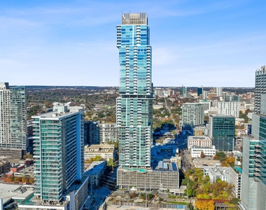301 West Ave - Photo Thumbnail 29
