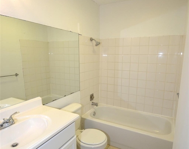 1202 Southport Dr - Photo Thumbnail 14