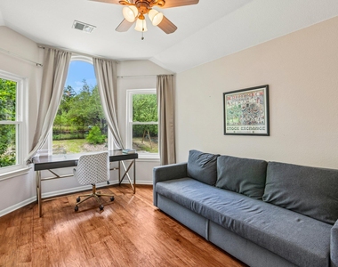 11937 Portobella Dr - Photo Thumbnail 22