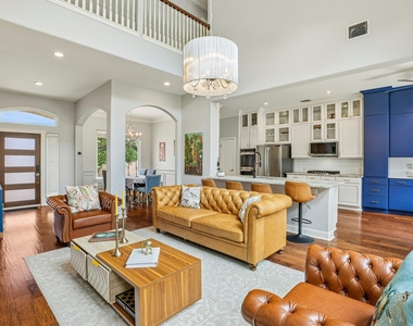 11937 Portobella Dr - Photo Thumbnail 3