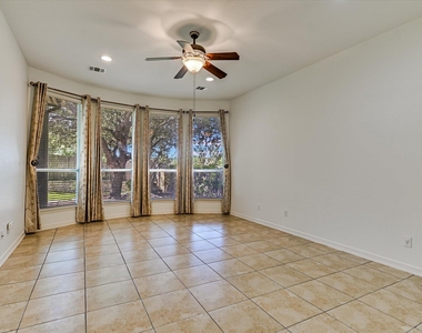 2019 Westvalley Pl - Photo Thumbnail 7