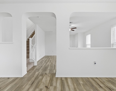 11200 Drumellan St - Photo Thumbnail 20