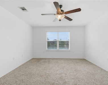 11200 Drumellan St - Photo Thumbnail 35