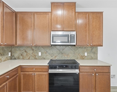 11200 Drumellan St - Photo Thumbnail 26