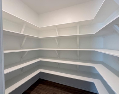 104 Milliner Loop - Photo Thumbnail 5