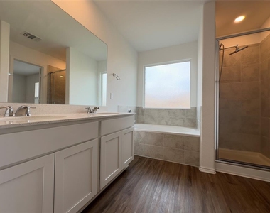 104 Milliner Loop - Photo Thumbnail 9
