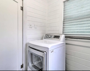 1419 N 5th St - Photo Thumbnail 22