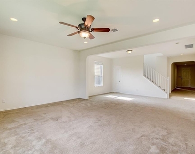 5912 Sardinia Dr - Photo Thumbnail 33