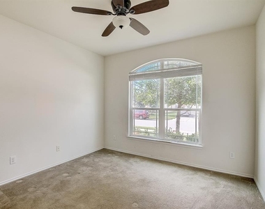 5912 Sardinia Dr - Photo Thumbnail 28