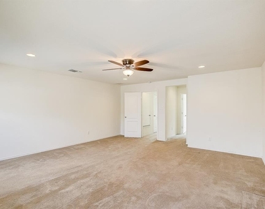 5912 Sardinia Dr - Photo Thumbnail 13