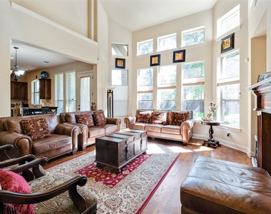 3808 Avery Woods Ln - Photo Thumbnail 5
