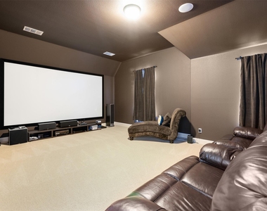 3808 Avery Woods Ln - Photo Thumbnail 12