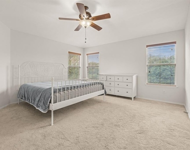 11412 Lemuel Ln - Photo Thumbnail 9