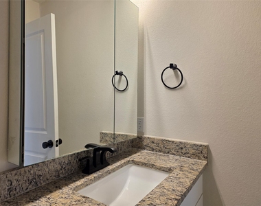 500 White Steppe Way - Photo Thumbnail 18