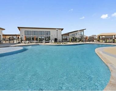 500 White Steppe Way - Photo Thumbnail 24