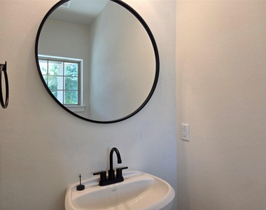 500 White Steppe Way - Photo Thumbnail 3
