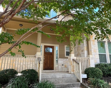 933 Heritage Springs Trl - Photo Thumbnail 1