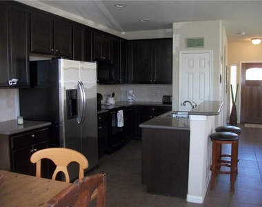 933 Heritage Springs Trl - Photo Thumbnail 5