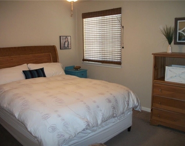 933 Heritage Springs Trl - Photo Thumbnail 15
