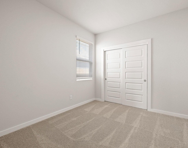 2415 Ekvall Dr - Photo Thumbnail 18