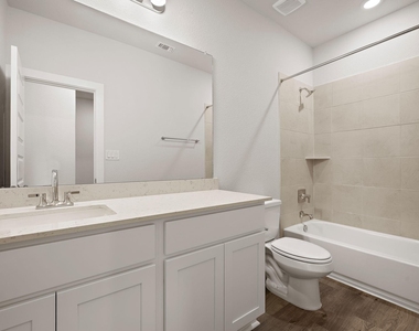 2415 Ekvall Dr - Photo Thumbnail 20