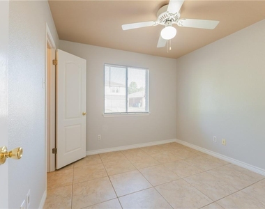 1506 Mayapple St - Photo Thumbnail 20