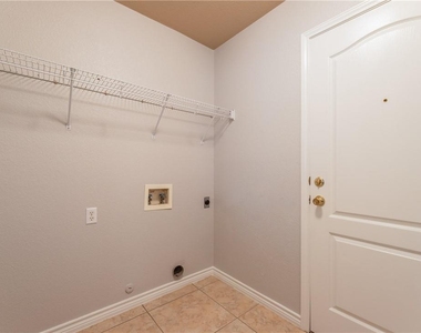 1506 Mayapple St - Photo Thumbnail 24