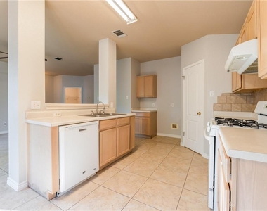 1506 Mayapple St - Photo Thumbnail 5